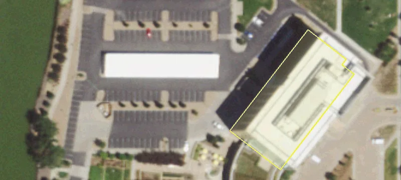 Retail Space Near Airport