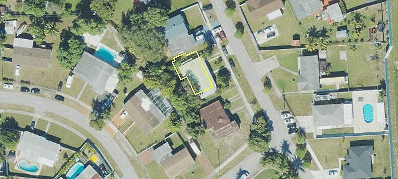 Retail Space Available For Lease
