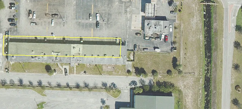 Retail Space in Riviera Beach