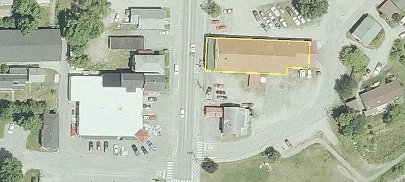 Profitable Hardware Store with Apartments