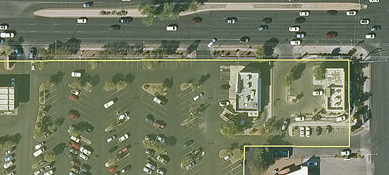 Retail Space in Anchored Center
