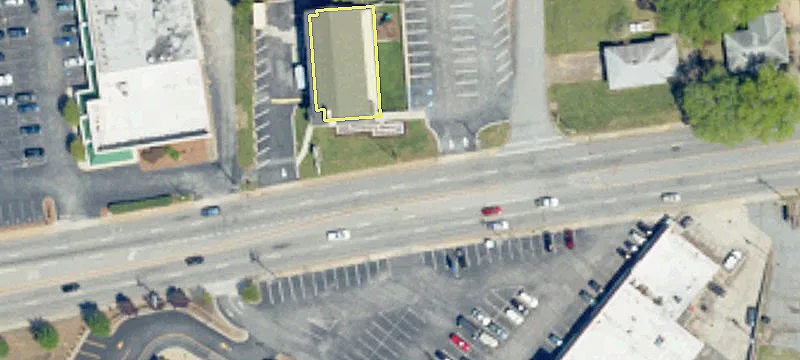 Retail Space in High-Traffic Area