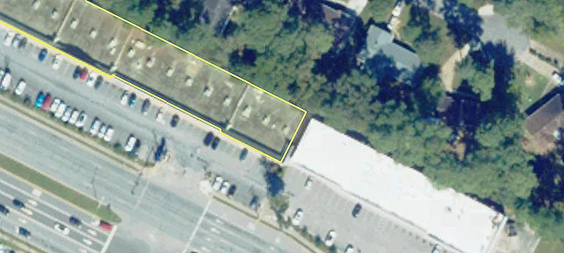 Retail Space Near High-Traffic Area