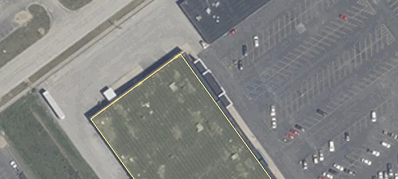 Retail Space in Huntington