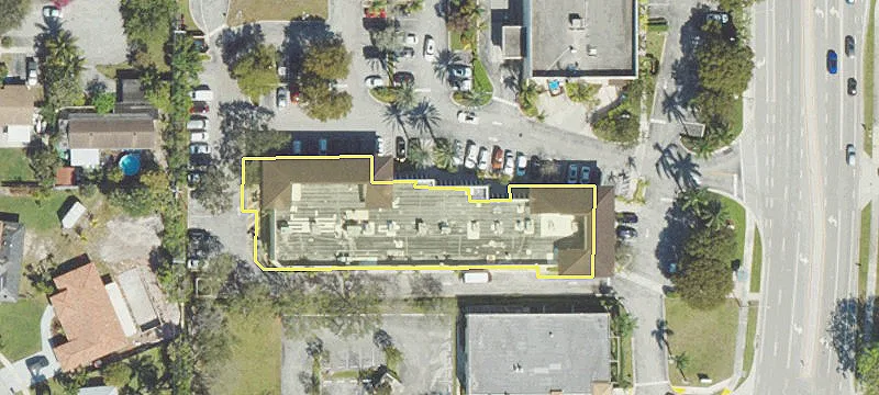 Retail Space at Signalized Intersection