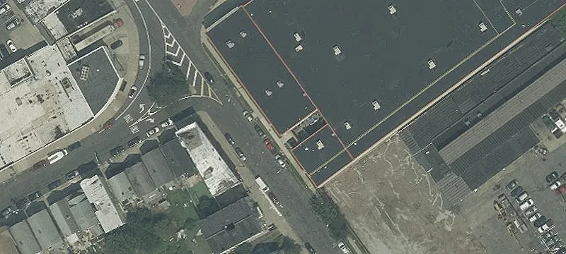 Retail Space in Densely Populated Area