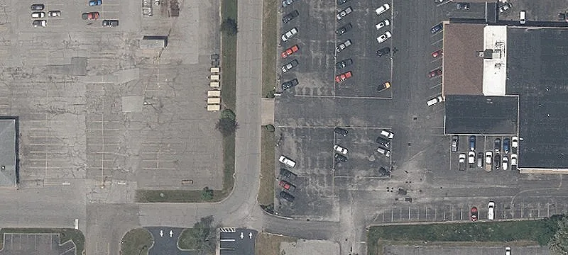 Former Dealership on 5 Acres