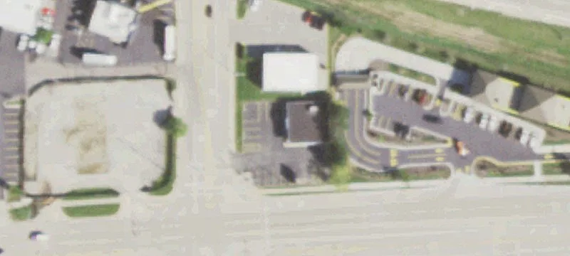 Retail Building Near Woodfield Mall