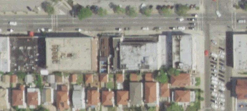 Former Salon Space Near LIRR