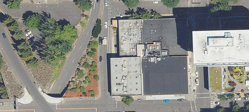 Freestanding Building in Brewery Blocks