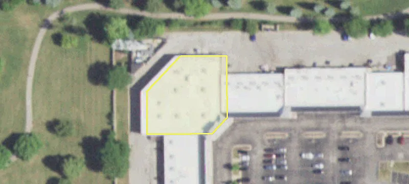 Retail Space on Golf Road