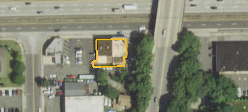Retail Space on Sunrise Highway