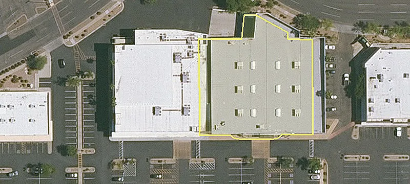 Retail Space in Thriving Center