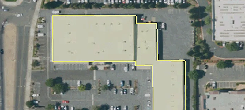 Retail Space in Riverpoint Center