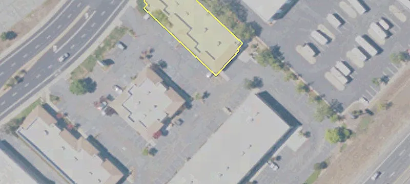 Retail Space in Prime Location