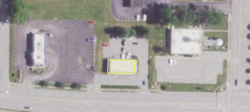 Retail Space in St. Peters