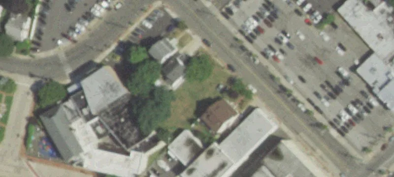 Retail Space Near Lynbrook LIRR