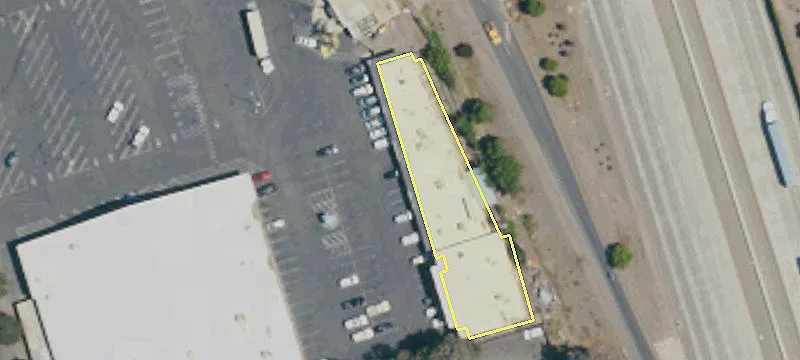 Retail Space Available For Rent