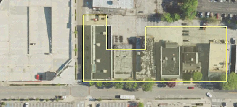 Retail Space in Suburban Square