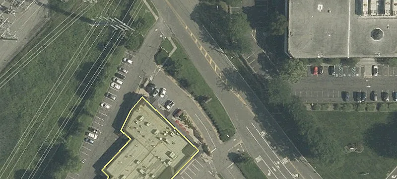 Freestanding Building with Drive Thru