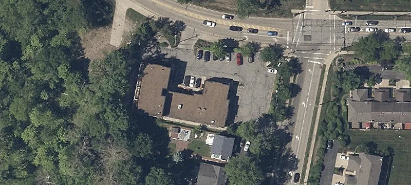 Retail Space Near Metroparks Entrance
