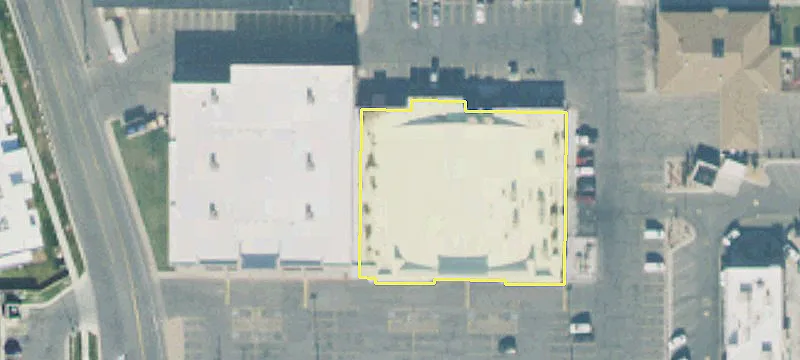 Retail Space in High-Traffic Center