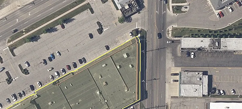 Retail Center Anchored by Grocers