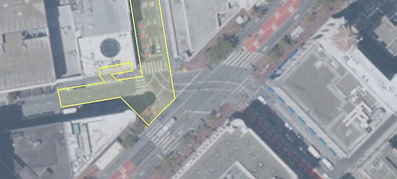 Prime Retail Space on Market