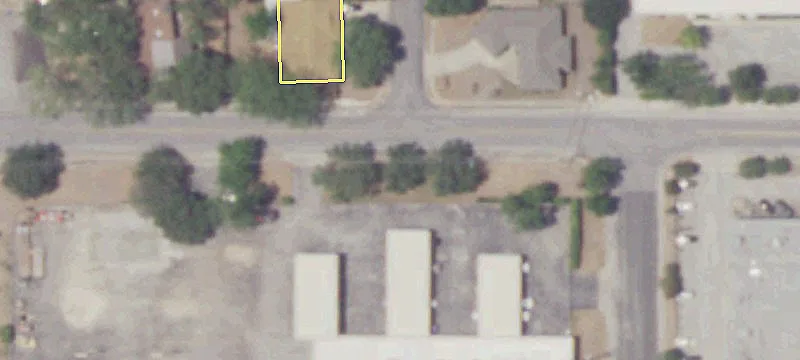 San Antonio Warehouse on Large Lot