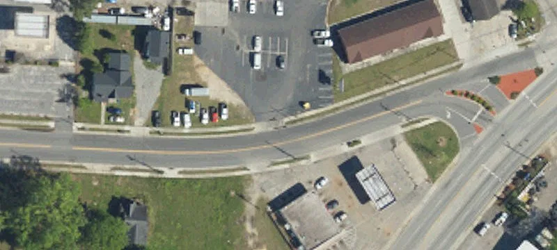 Retail Space in Marion Plaza