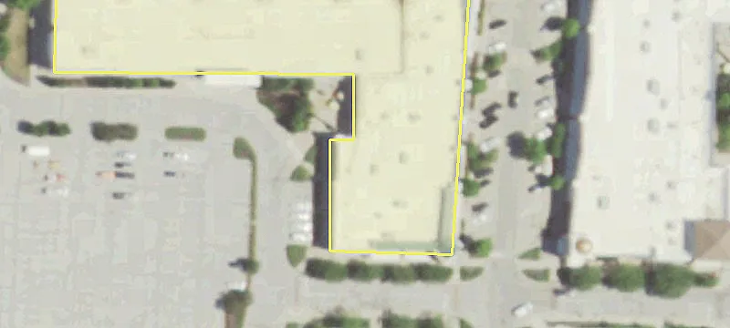 Retail Space in Summit Fair