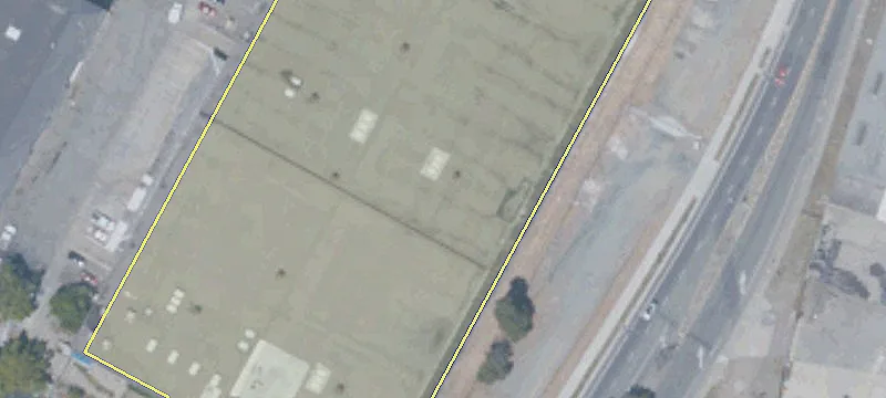 Oakland Warehouse with Yard