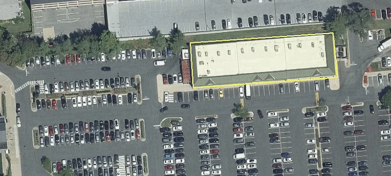 Retail Space in Federal Plaza
