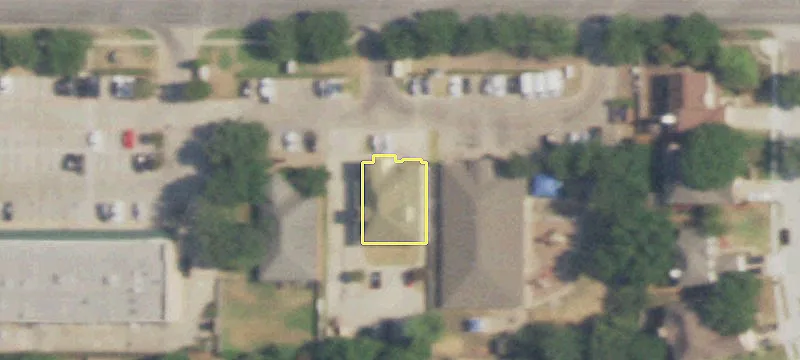 Retail Space on Basswood Blvd