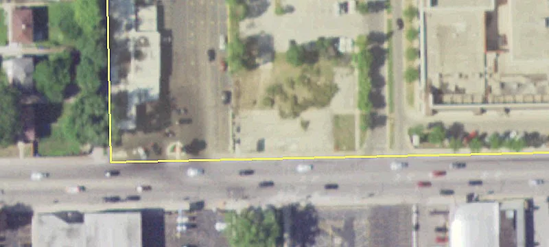 Retail Space in Chicago Outlot
