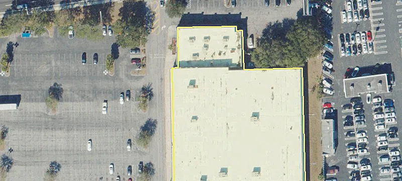 Retail Space in Regency Plaza