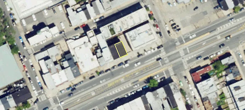Girard Avenue Retail Space Available