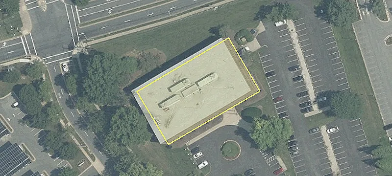 Office Space with Perimeter Offices