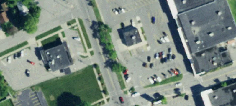 Retail Space in High-Traffic Plaza