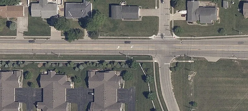 Retail Space Near Oak Point