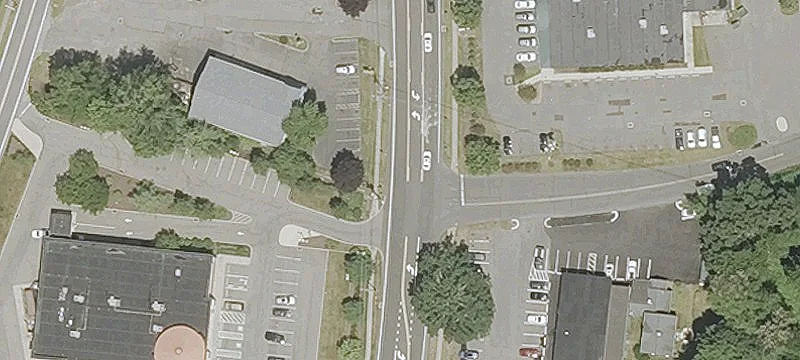 Retail Space in Anchored Center