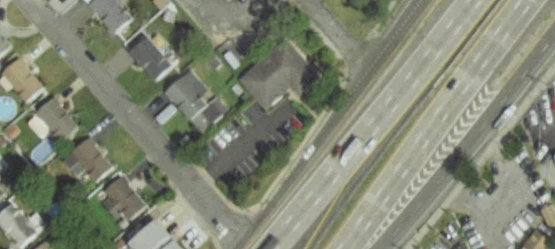 Retail Space on Sunrise Highway