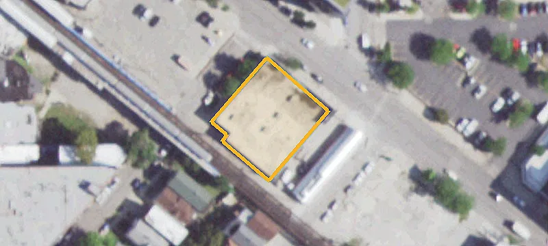 Milwaukee Avenue Retail Space Available