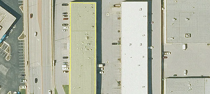 Flex Space Near Highway I-35