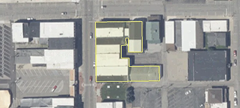 Retail Space in Kroger Anchored Center