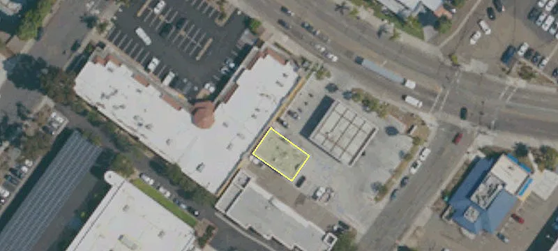 Retail Space on Midway Drive