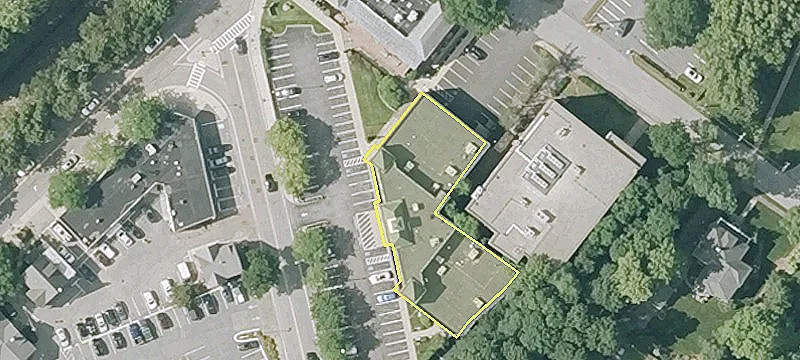 Retail Space in Wellesley, MA