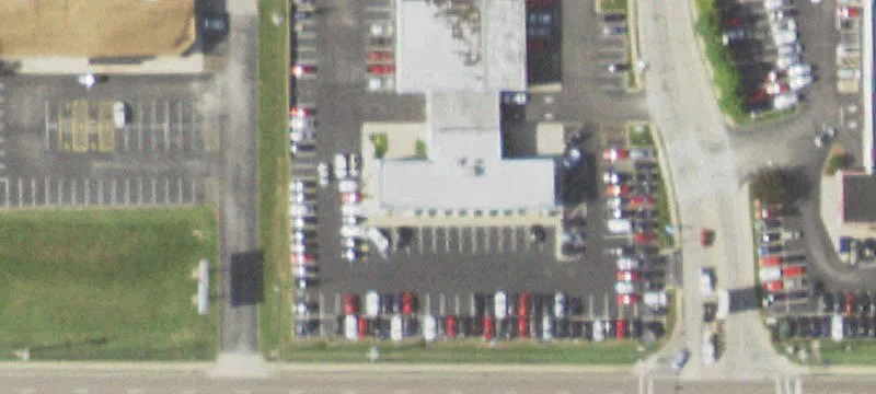 Retail/Showroom Building with Ample Parking