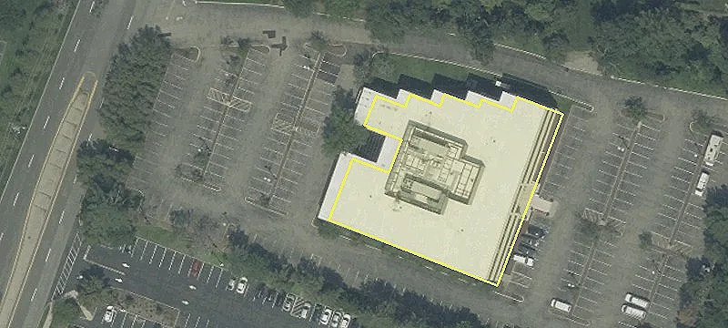 Retail Space in Woodcliff Lake