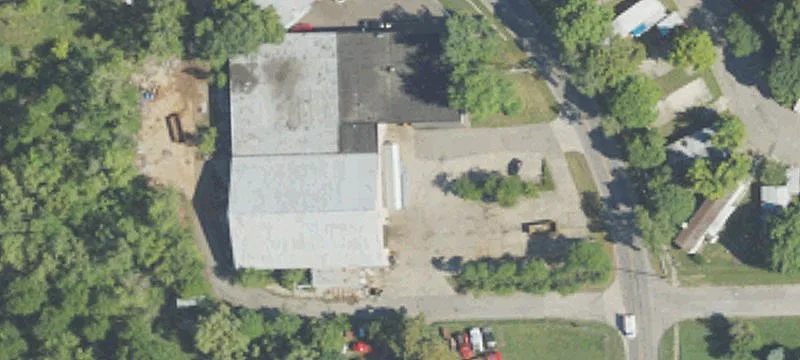 Manufacturing Building Near I-475